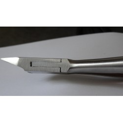 Tronchese PROFESSIONAL  taglio RETTO  PUNTA LANCIA 13cm